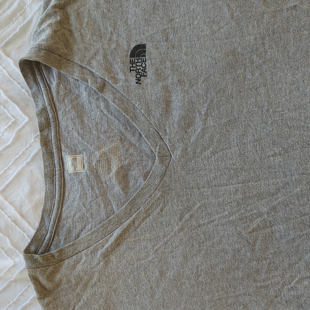 NORTH FACE Tee size M